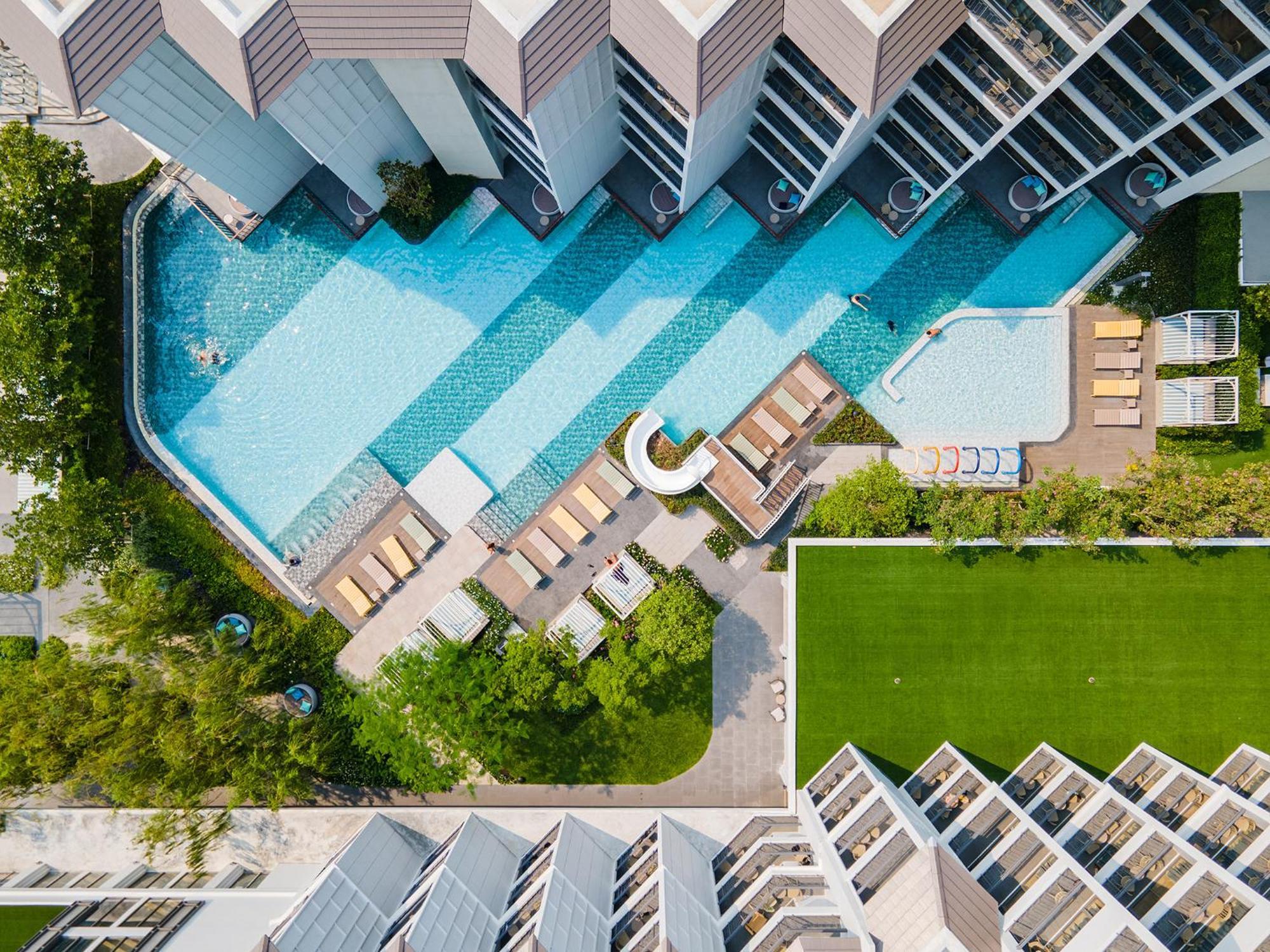 Hotel The Quarter Chaophraya By Uhg Bangkok Exterior foto